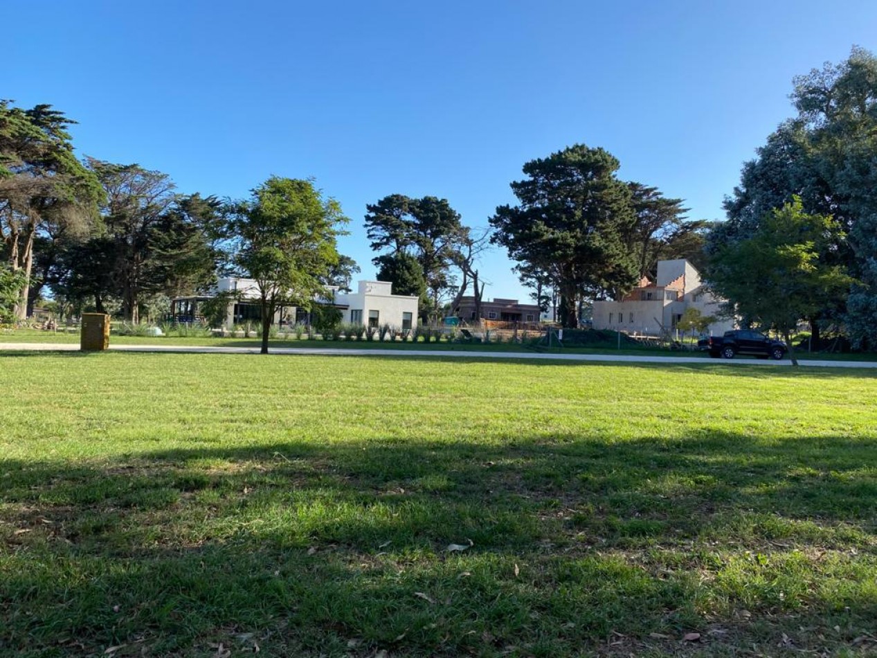 HERMOSO LOTE DE 816M2 EN BARRANCAS DE SAN BENITO