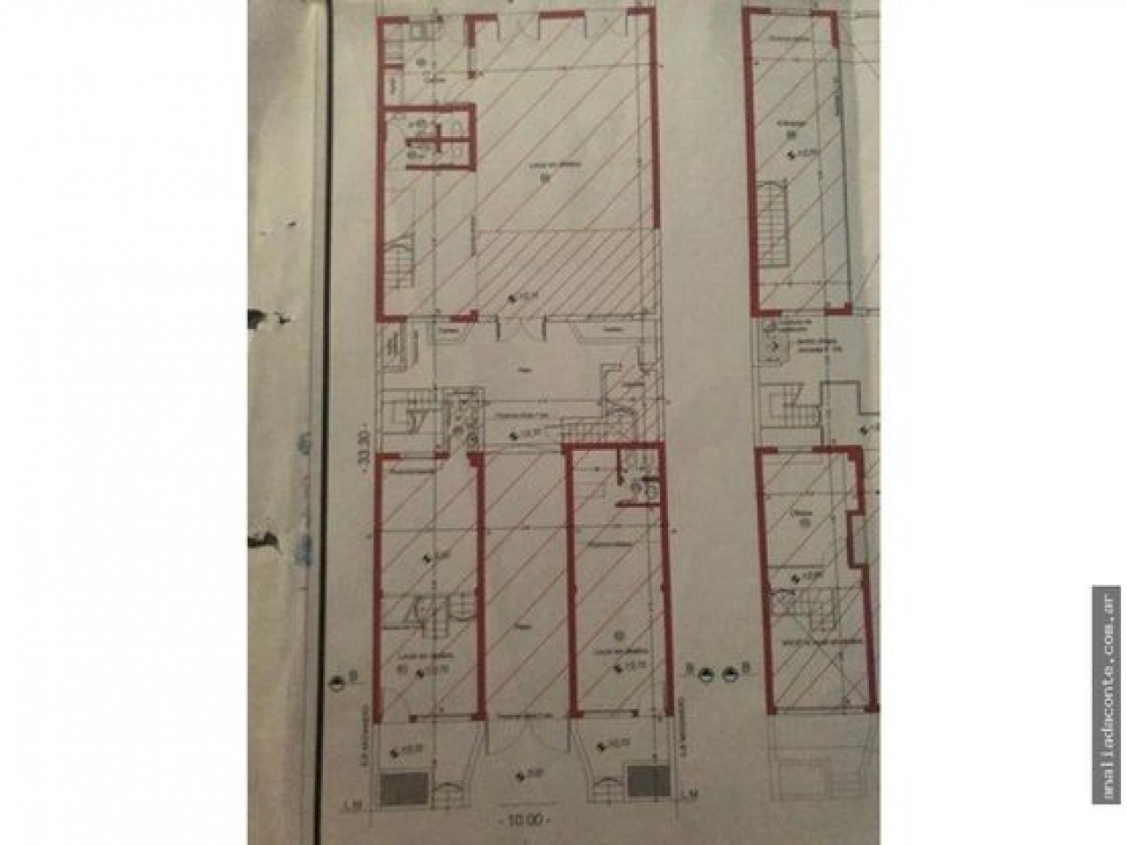 INMUEBLE EN BLOCK 2 VIVIENDAS + 3 LOCALES