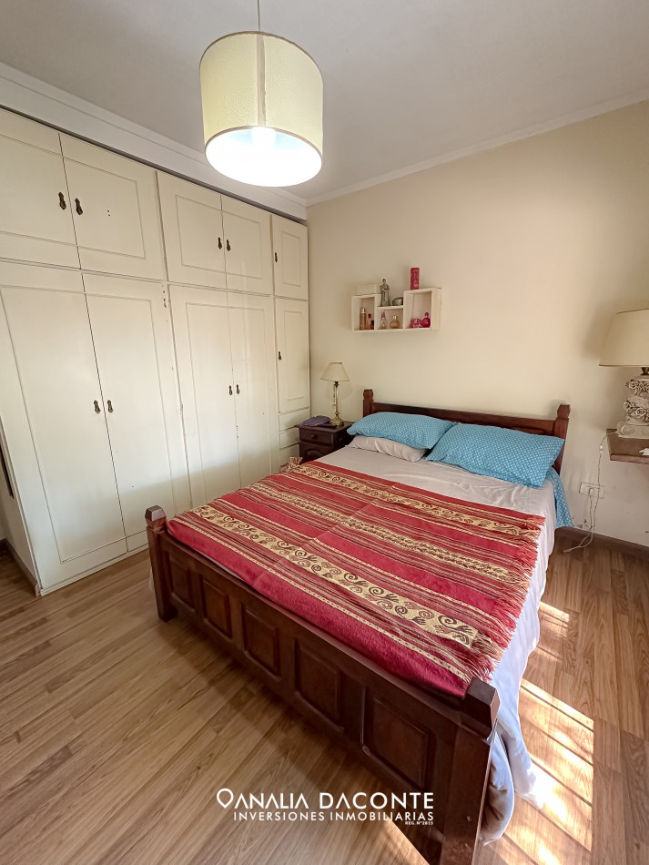 Chalet 3 amb con parque y departamento en San Jeronimo