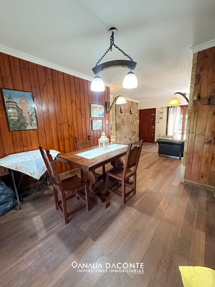 Chalet 3 amb con parque y departamento en San Jeronimo
