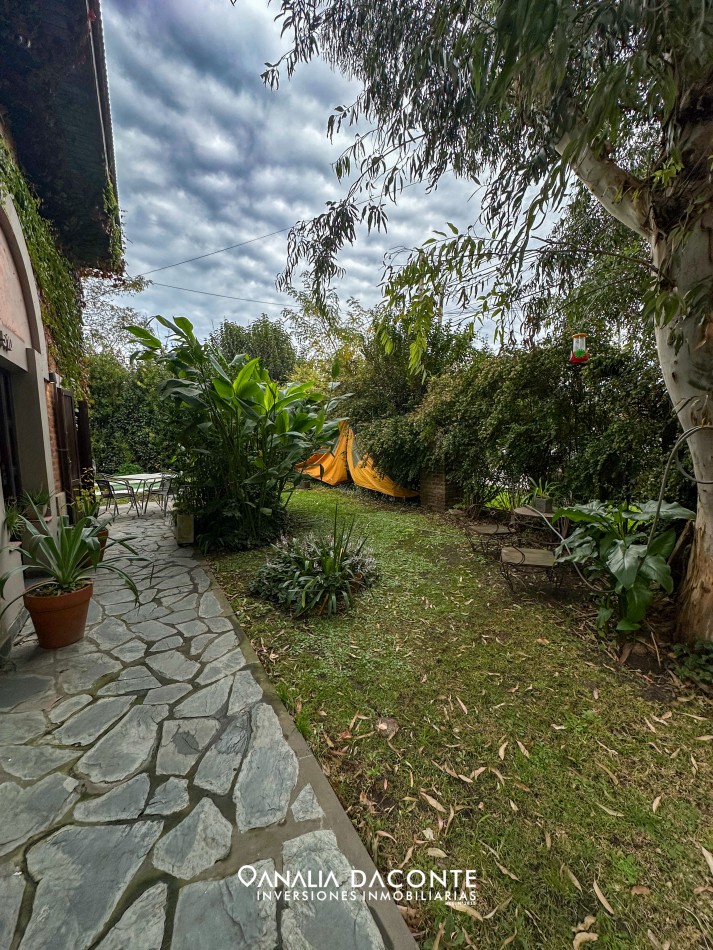 Chalet 4 amb en San Jeronimo con parque y piscina