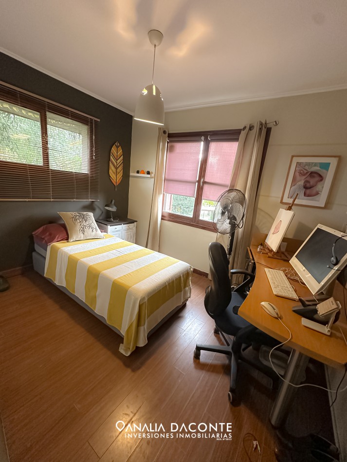 Chalet 4 amb en San Jeronimo con parque y piscina
