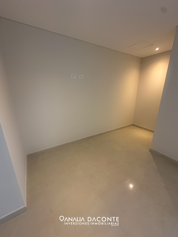 Duplex 3 amb con jardin moderno Villa Primera