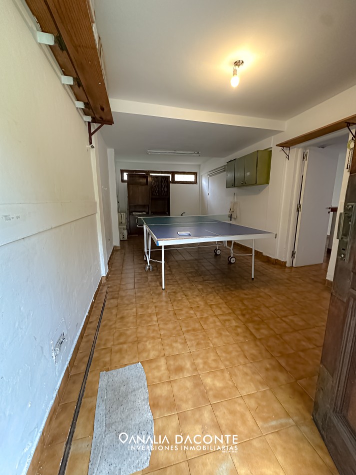 Gran chalet en esquina 4 amb en San Jeronimo