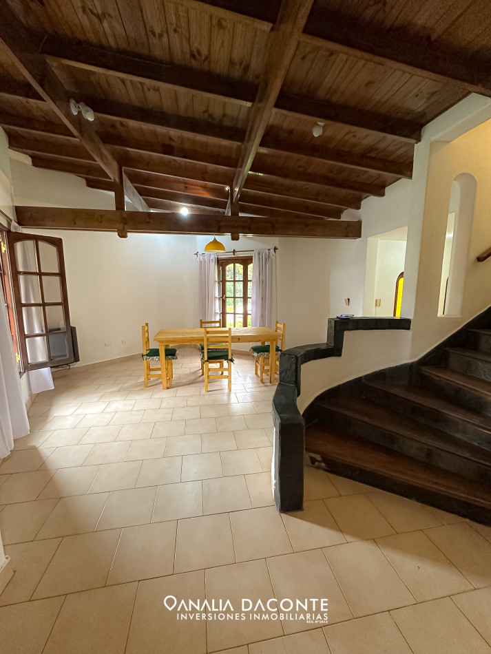 Gran chalet en esquina 4 amb en San Jeronimo