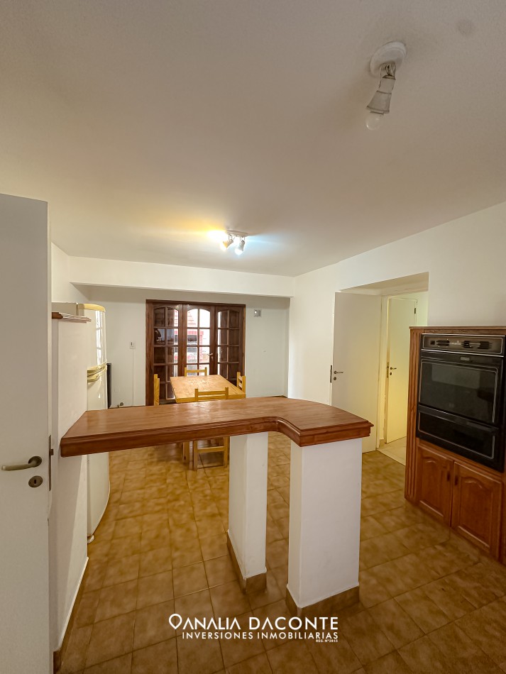 Gran chalet en esquina 4 amb en San Jeronimo