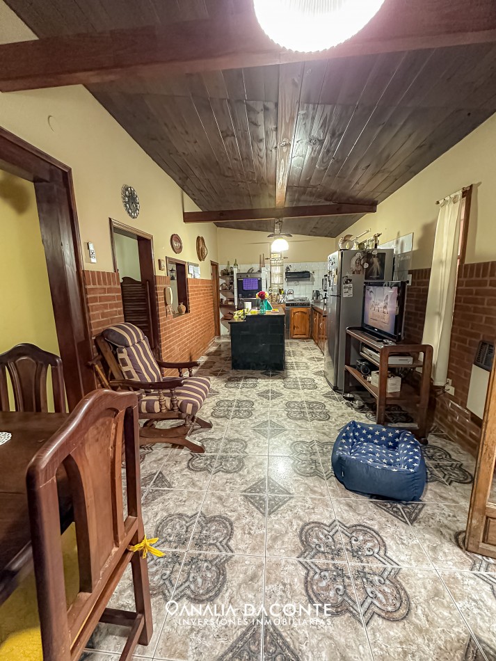 Chalet 4 amb con garage y quincho en La Florida