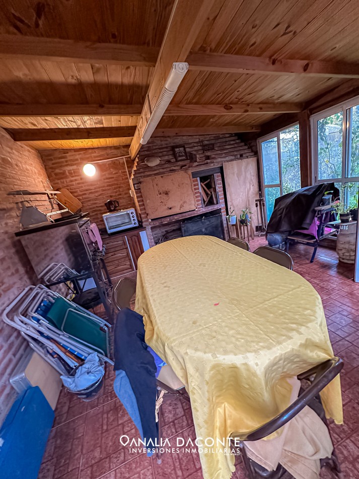 Chalet 4 amb con garage y quincho en La Florida
