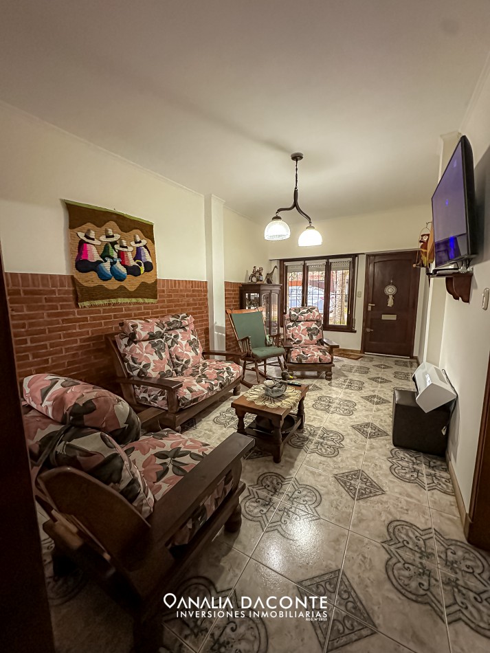 Chalet 4 amb con garage y quincho en La Florida