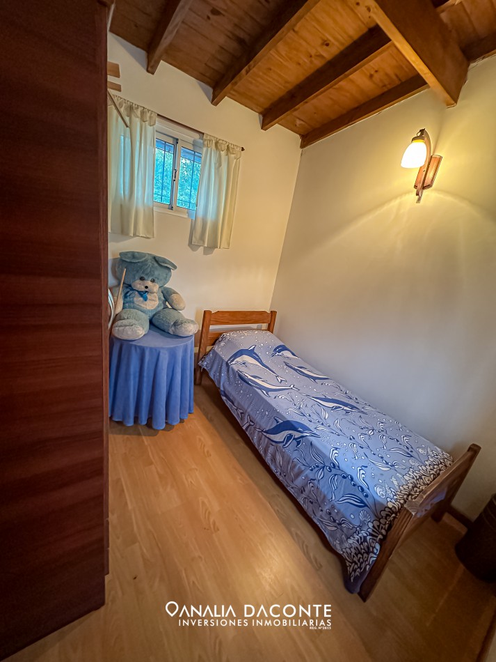 Chalet 4 amb con garage y quincho en La Florida