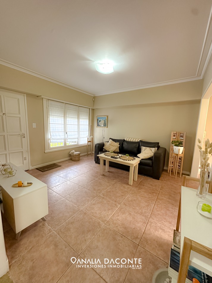 Chalet reciclado 3 amb con gran parque y quincho en San Jeronimo