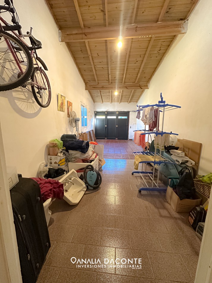Chalet 3 amb con jardin y garage en Parque Luro