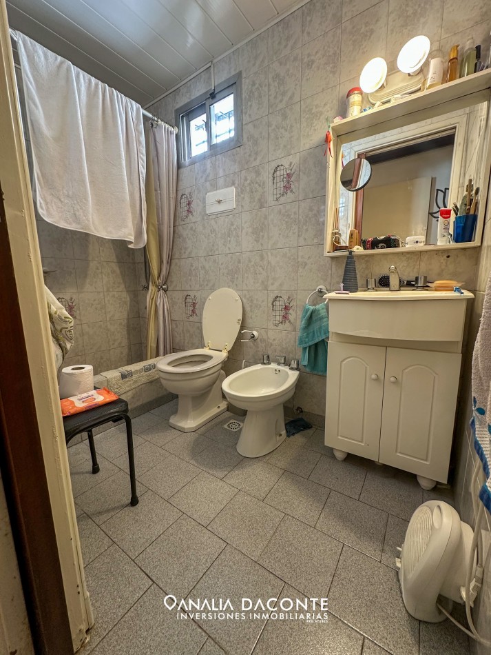 Chalet 3 amb con jardin y garage en Parque Luro