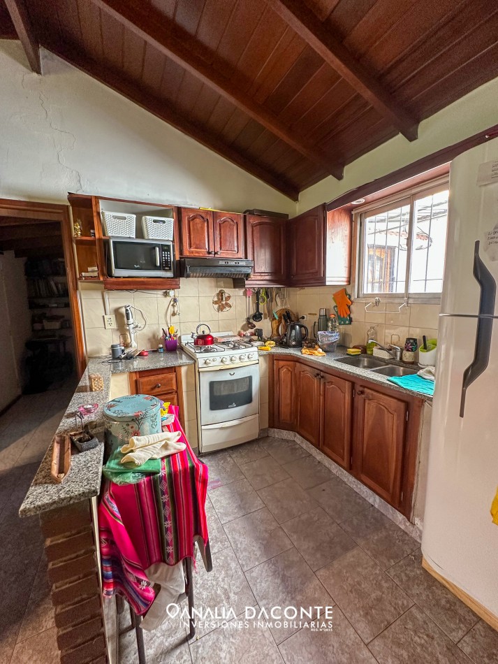 Chalet 3 amb con jardin y garage en Parque Luro