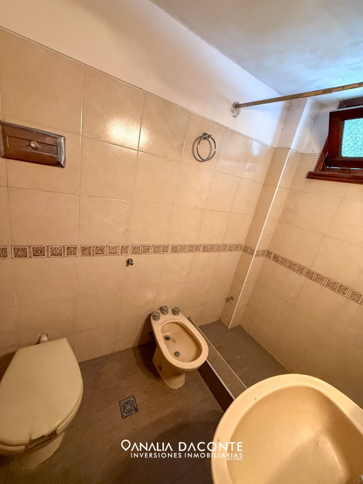 Depto 3 amb con balcon y patio Lopez de Gomara