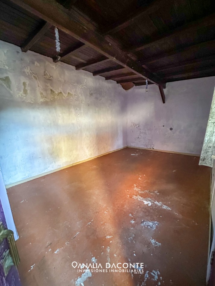 Gran chalet en esquina 4 amb con parque y quincho en Constitucion