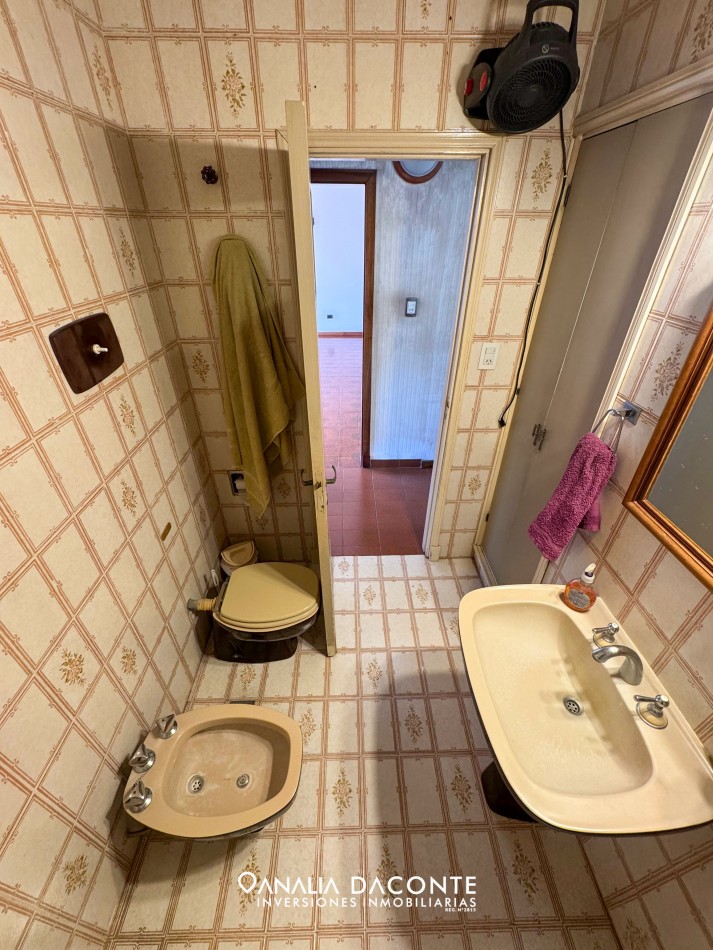 CHALET 5 AMBIENTES EN DOS PLANTAS DORREGO 2900