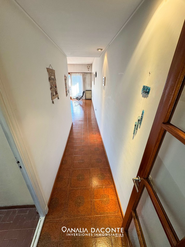 CHALET 5 AMBIENTES EN DOS PLANTAS DORREGO 2900