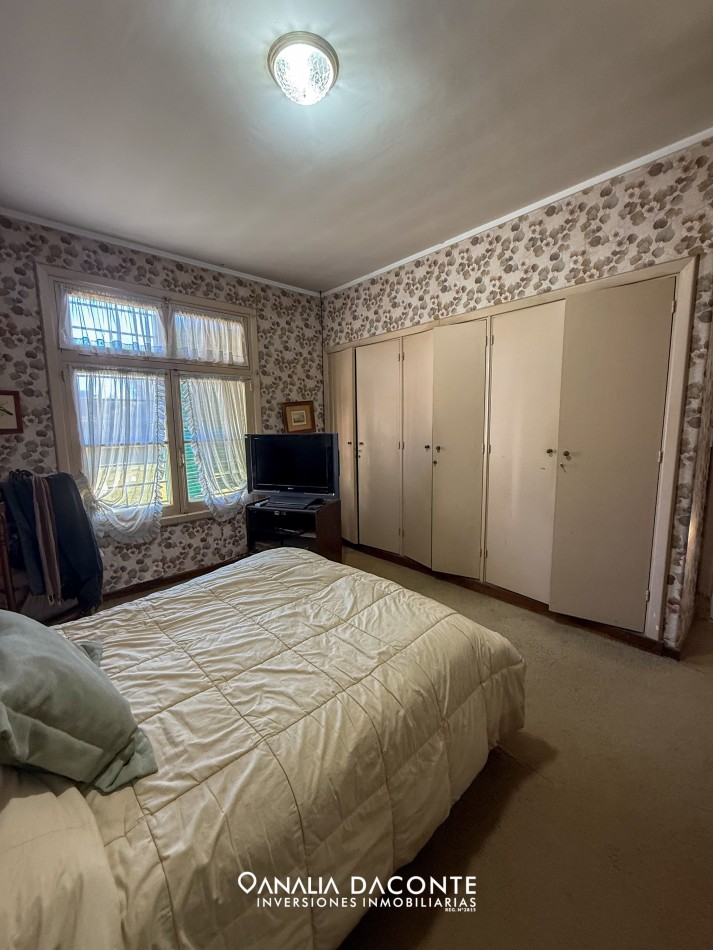 Gran chalet 8 amb en block en Constitucion