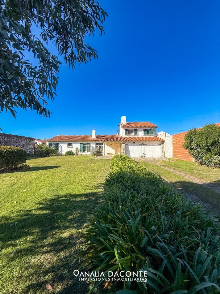 Gran chalet 8 amb en block en Constitucion