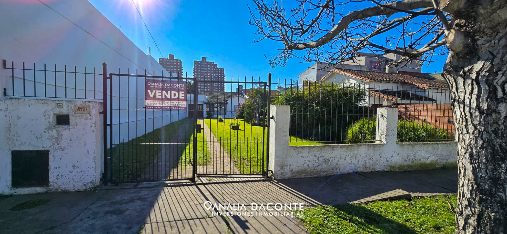 Chalet 3 amb con garage y parque en Villa Primera