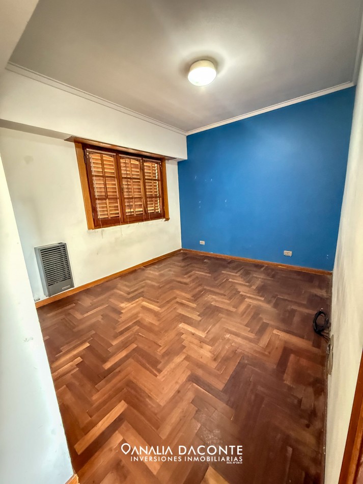 Duplex 4 amb con garage y jardin en Los Pinares