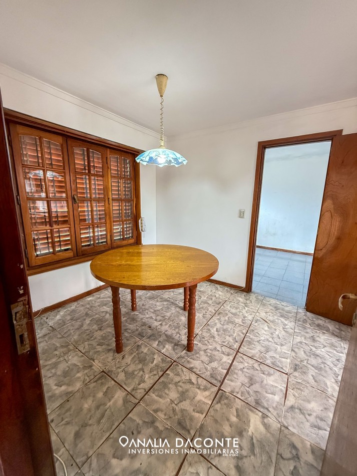 Duplex 4 amb con garage y jardin en Los Pinares