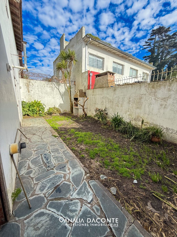 Duplex 4 amb con garage y jardin en Los Pinares