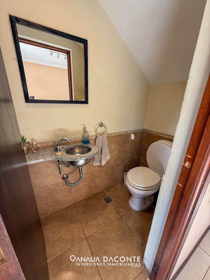 Duplex 4 amb con jardin en Parque Luro