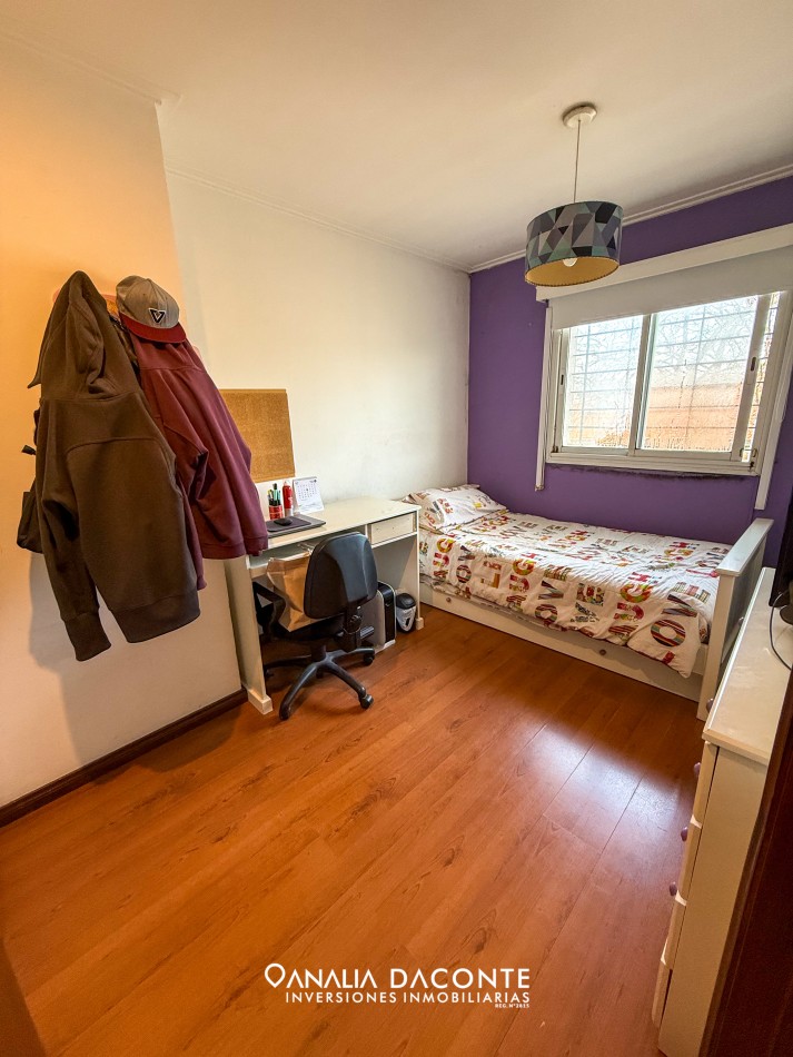 Duplex 4 amb con jardin en Parque Luro