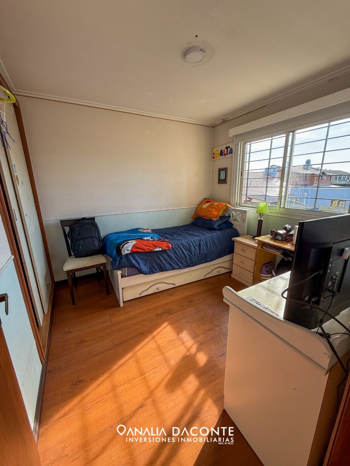 Duplex 4 amb con jardin en Parque Luro