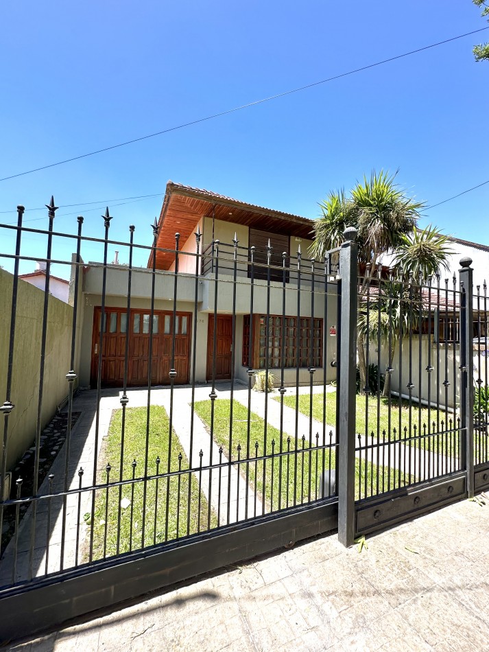 Chalet 3 amb con jardin en Los Pinares