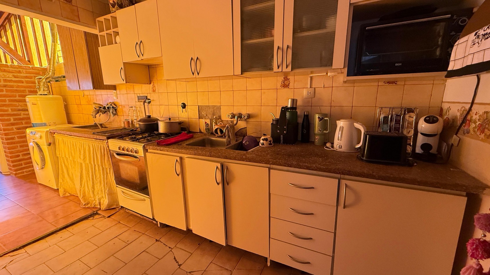 DUPLEX 3 AMBIENTES CON PARQUE Y QUINCHO EN SAN JERONIMO