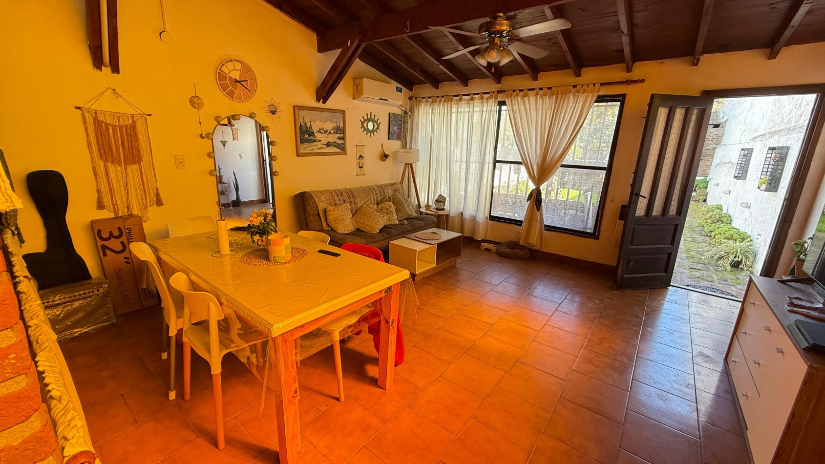 DUPLEX 3 AMBIENTES CON PARQUE Y QUINCHO EN SAN JERONIMO
