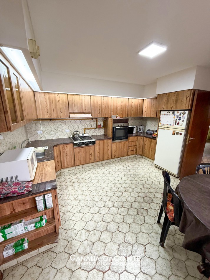GRAN CHALET 5 AMB EN ALBERTI AL 4000