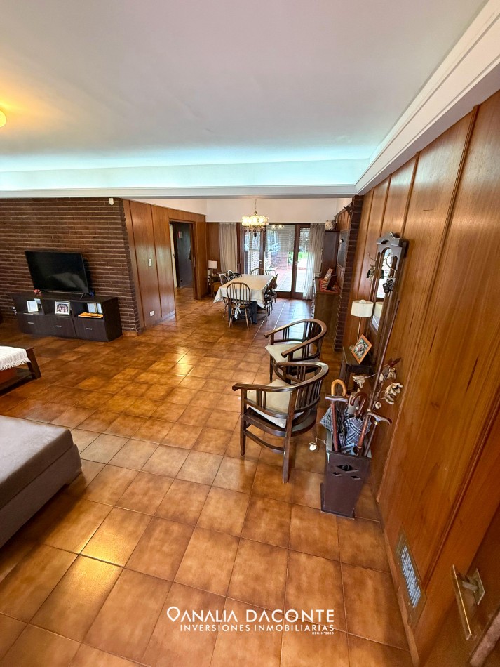 GRAN CHALET 5 AMB EN ALBERTI AL 4000