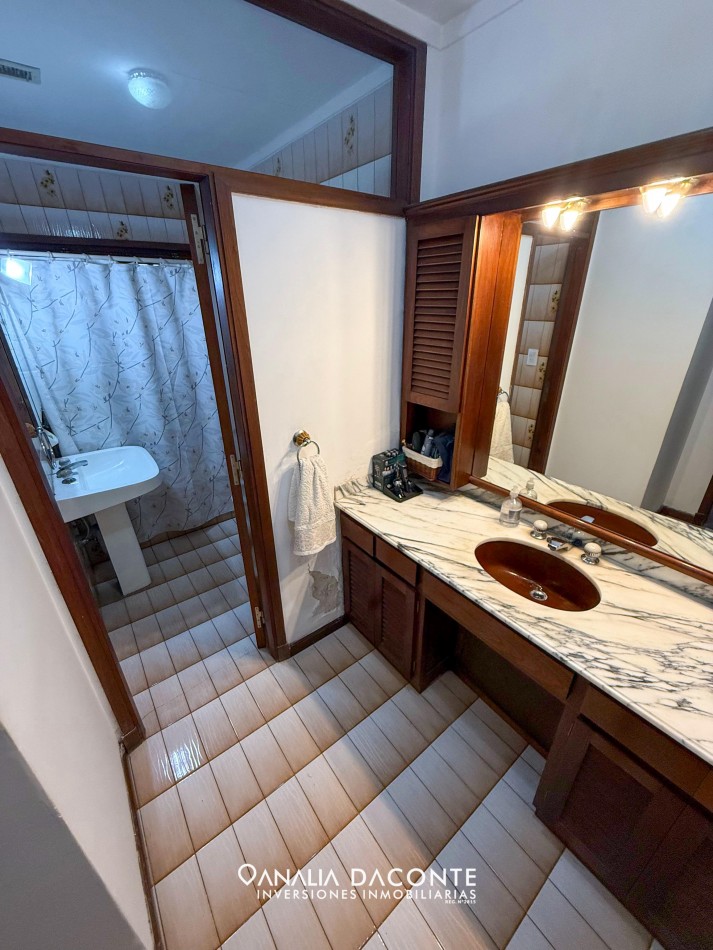 GRAN CHALET 5 AMB EN ALBERTI AL 4000