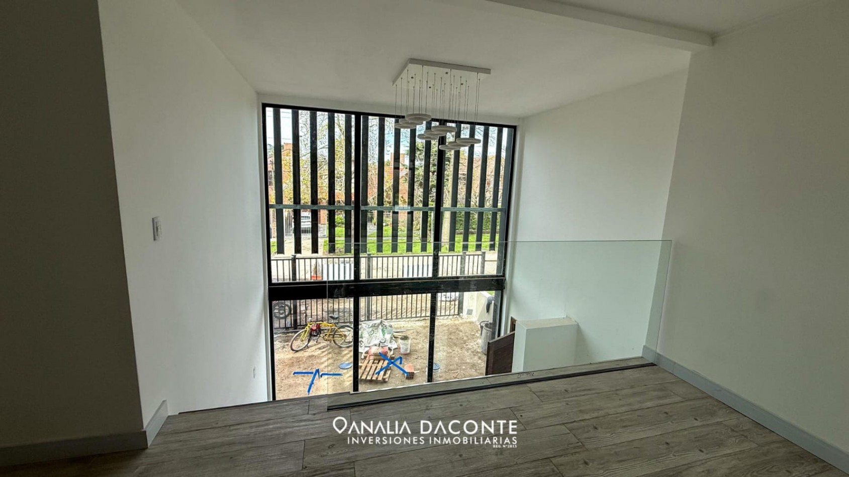 CASA ADOSADA 4 AMB CON PARQUE Y PISCINA. SAN JERONIMO