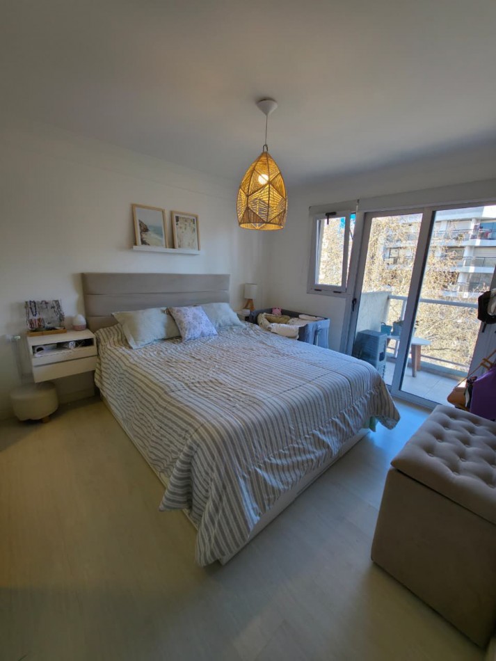 IMPORTANTE PISO 3 AMB CON DOS COCHERAS EN LA PERLA! AV. LIBERTAD 3200