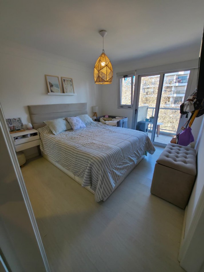 IMPORTANTE PISO 3 AMB CON DOS COCHERAS EN LA PERLA! AV. LIBERTAD 3200