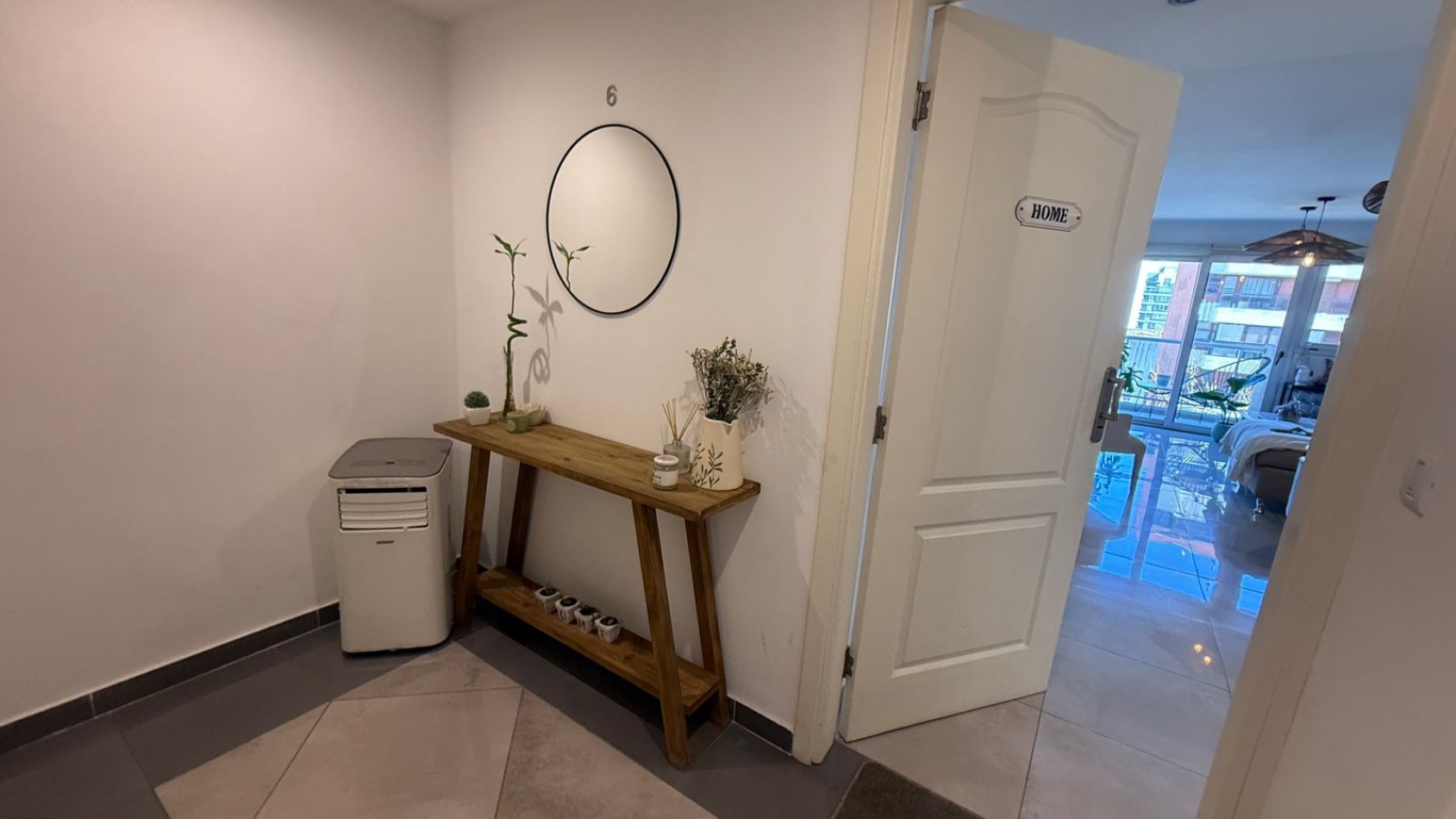 IMPORTANTE PISO 3 AMB CON DOS COCHERAS EN LA PERLA! AV. LIBERTAD 3200
