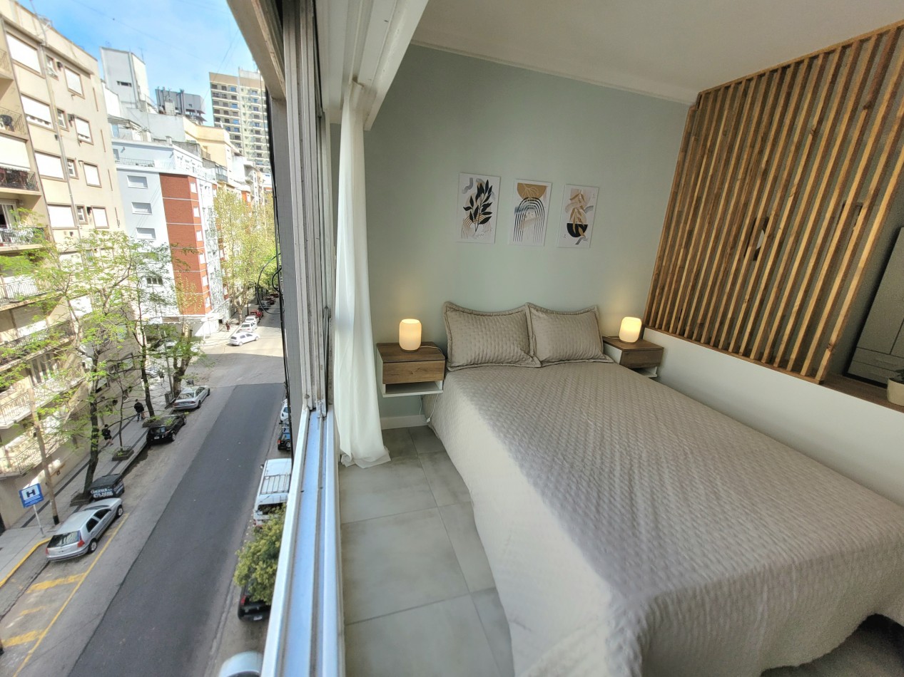 RESERVADO!! Departamento de 1 Ambiente a la calle con balcon frances en edificio MARAL