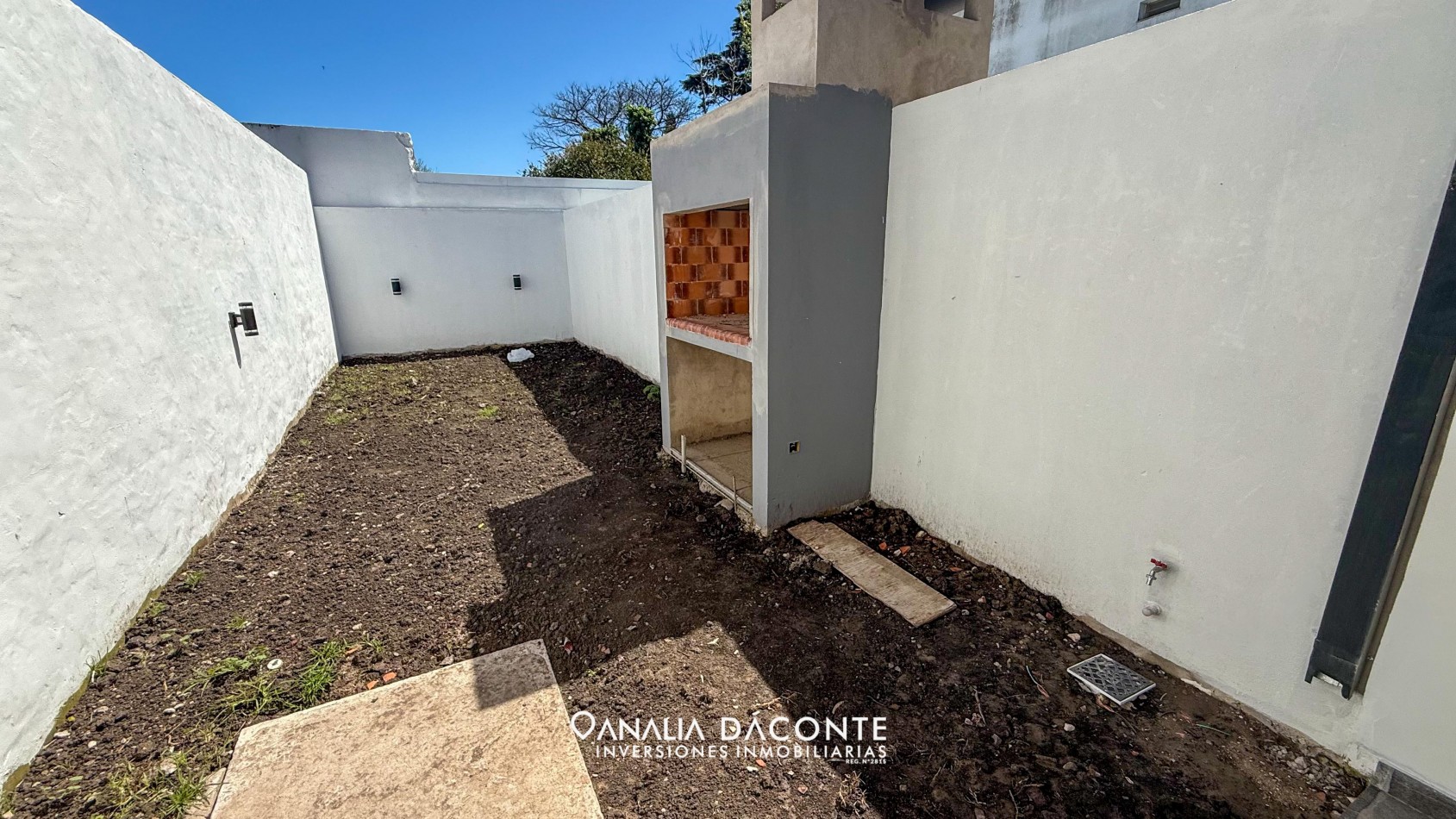 UNIDAD 3 AMB A ESTRENAR EN SAN JERONIMO CON PARQUE Y COCHERA