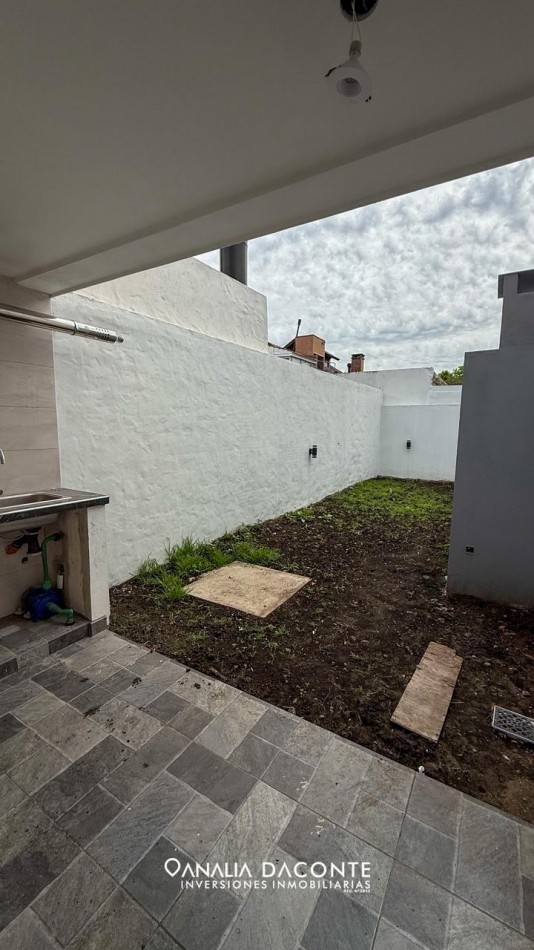 UNIDAD 3 AMB A ESTRENAR EN SAN JERONIMO CON PARQUE Y COCHERA