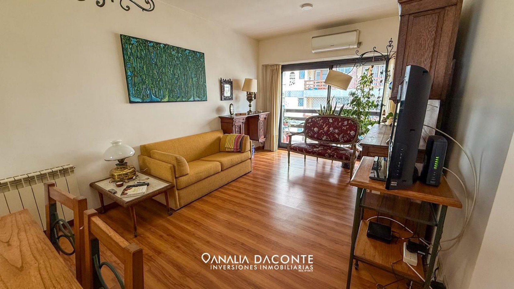 HERMOSO DEPTO 3 AMB AL FRENTE CON BALCON  Y COCHERA! MITRE 1800