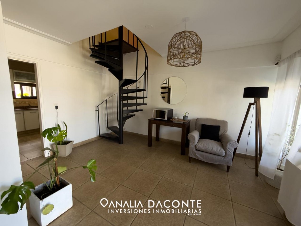 CHALET 4 AMB EN LOS PINARES! CON PARQUE, GARAGE Y QUINCHO! APTO CREDITO