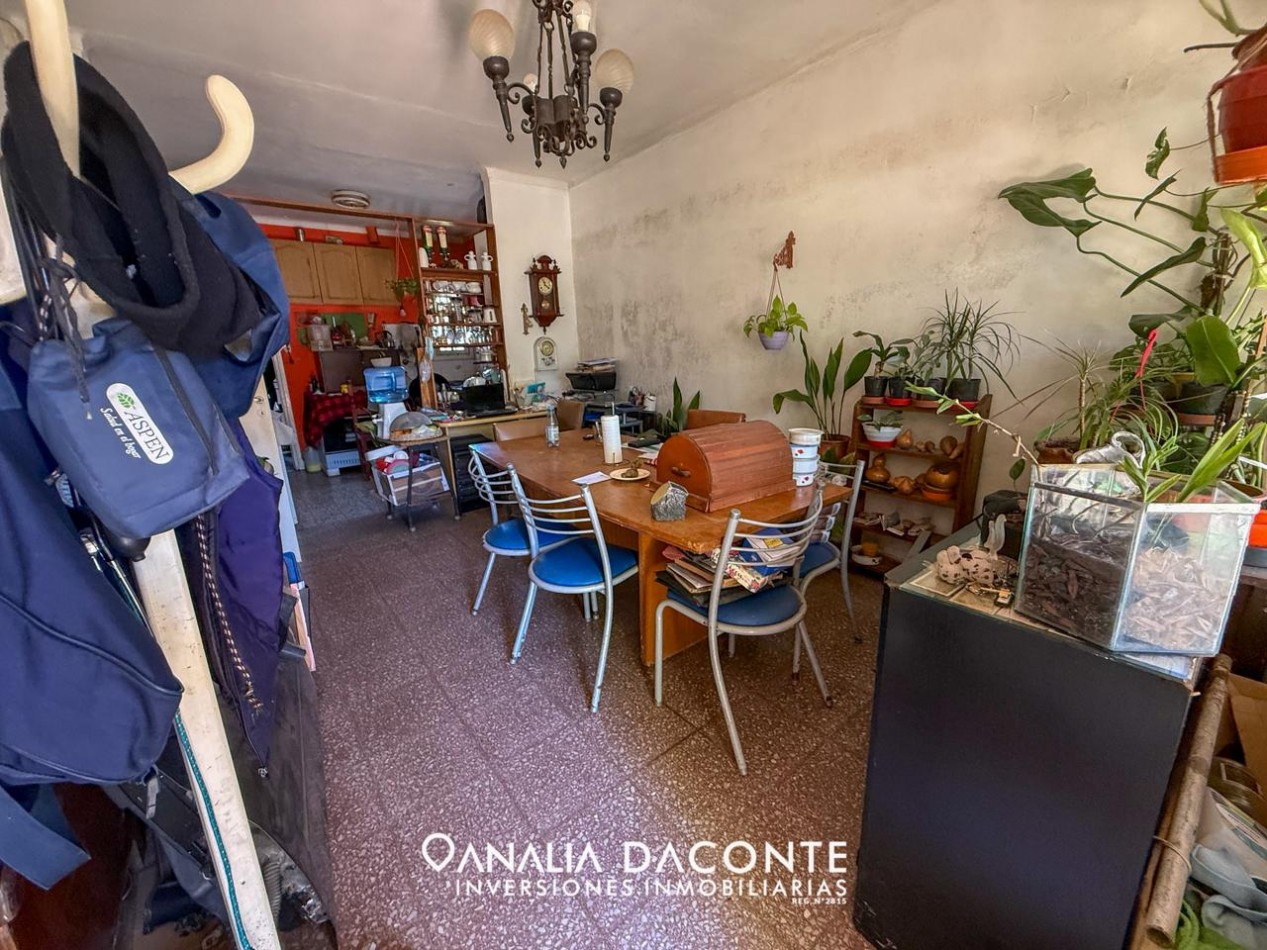 CASA 3 AMB SOBRE LOTE PROPIO A RECICLAR! BARRIO CAISAMAR