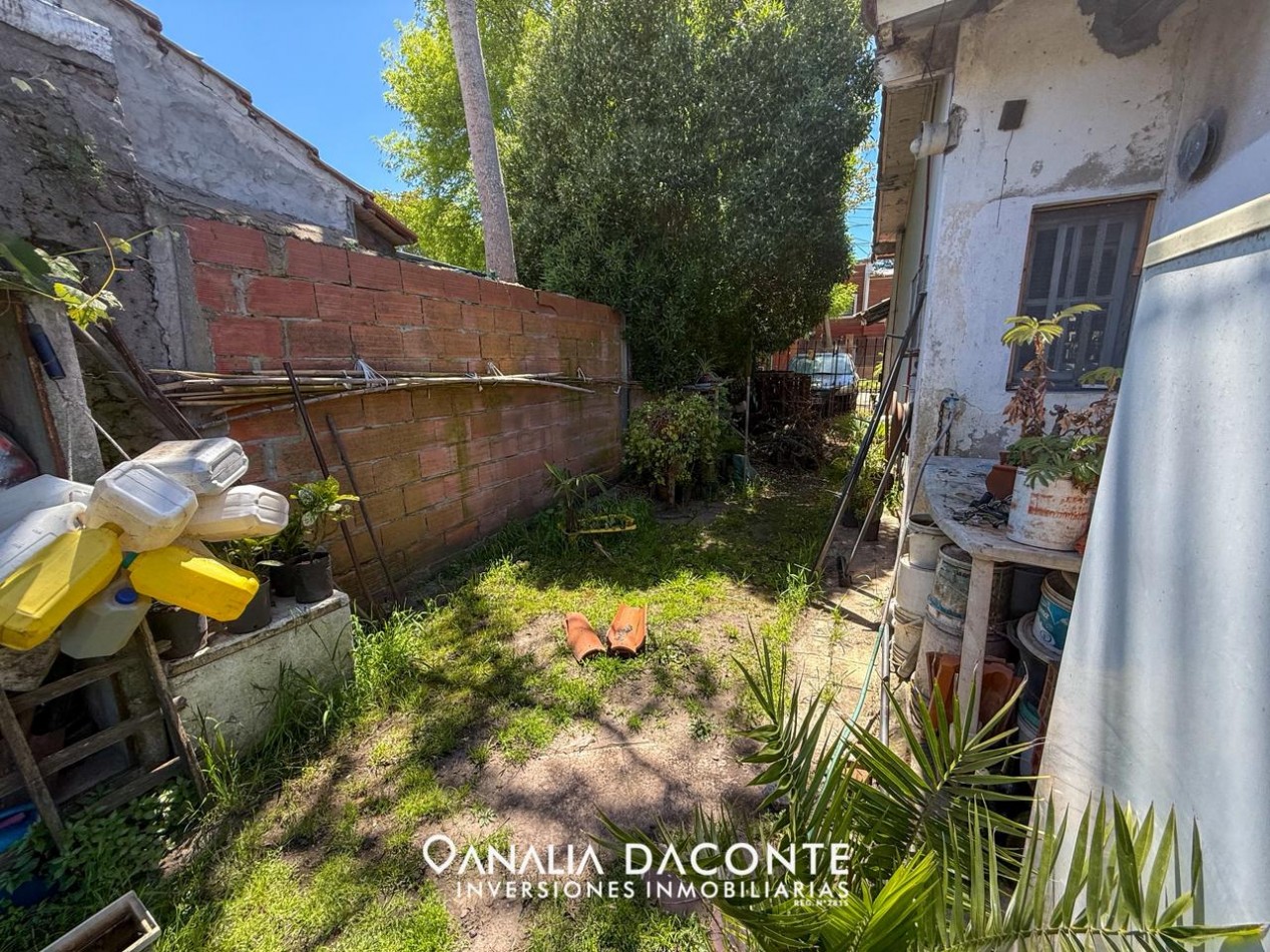 CASA 3 AMB SOBRE LOTE PROPIO A RECICLAR! BARRIO CAISAMAR