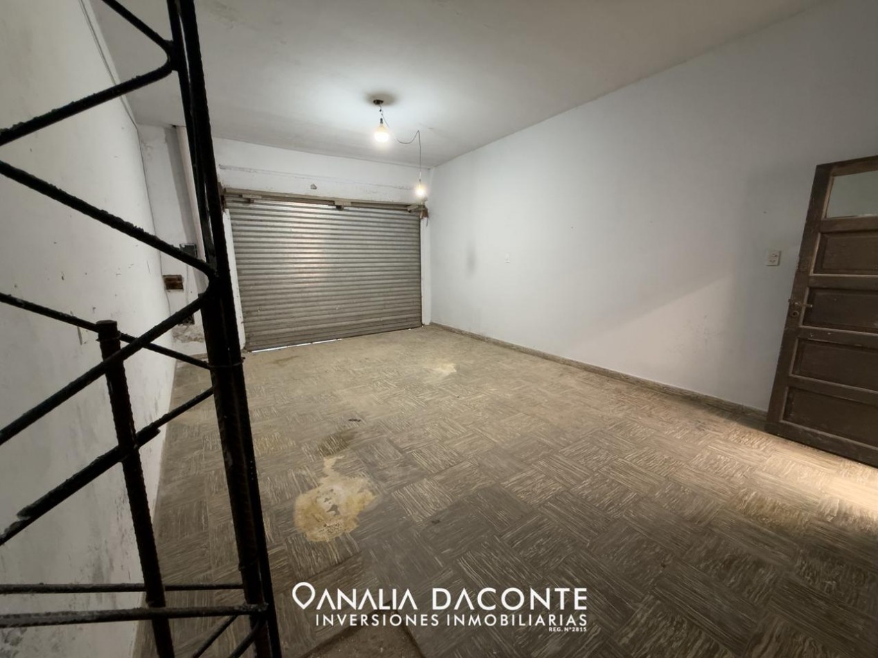 EXCELENTE GALPON  DE 300M2 A PASOS DE AV. CHAMPAGNAT!