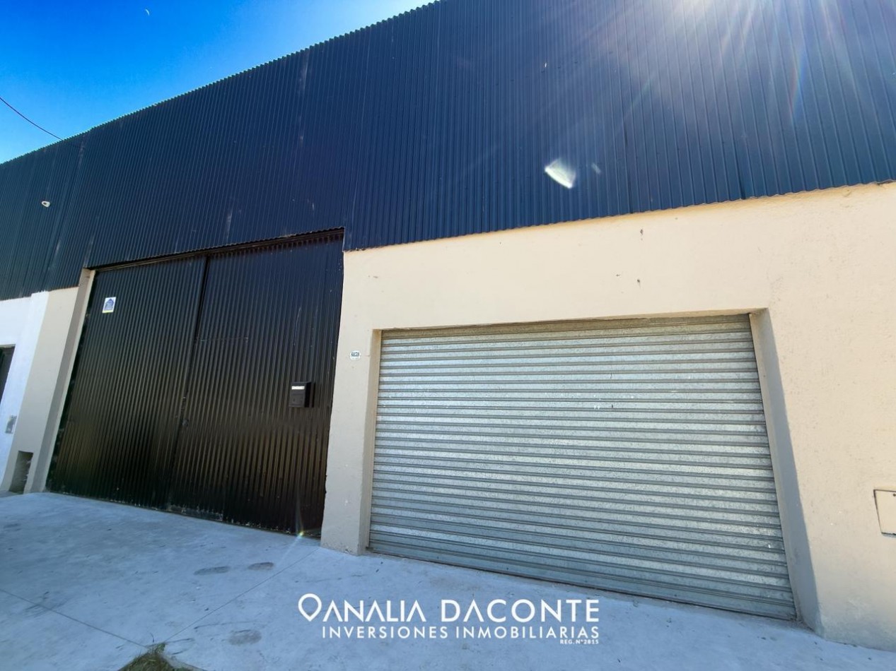 EXCELENTE GALPON  DE 300M2 A PASOS DE AV. CHAMPAGNAT!